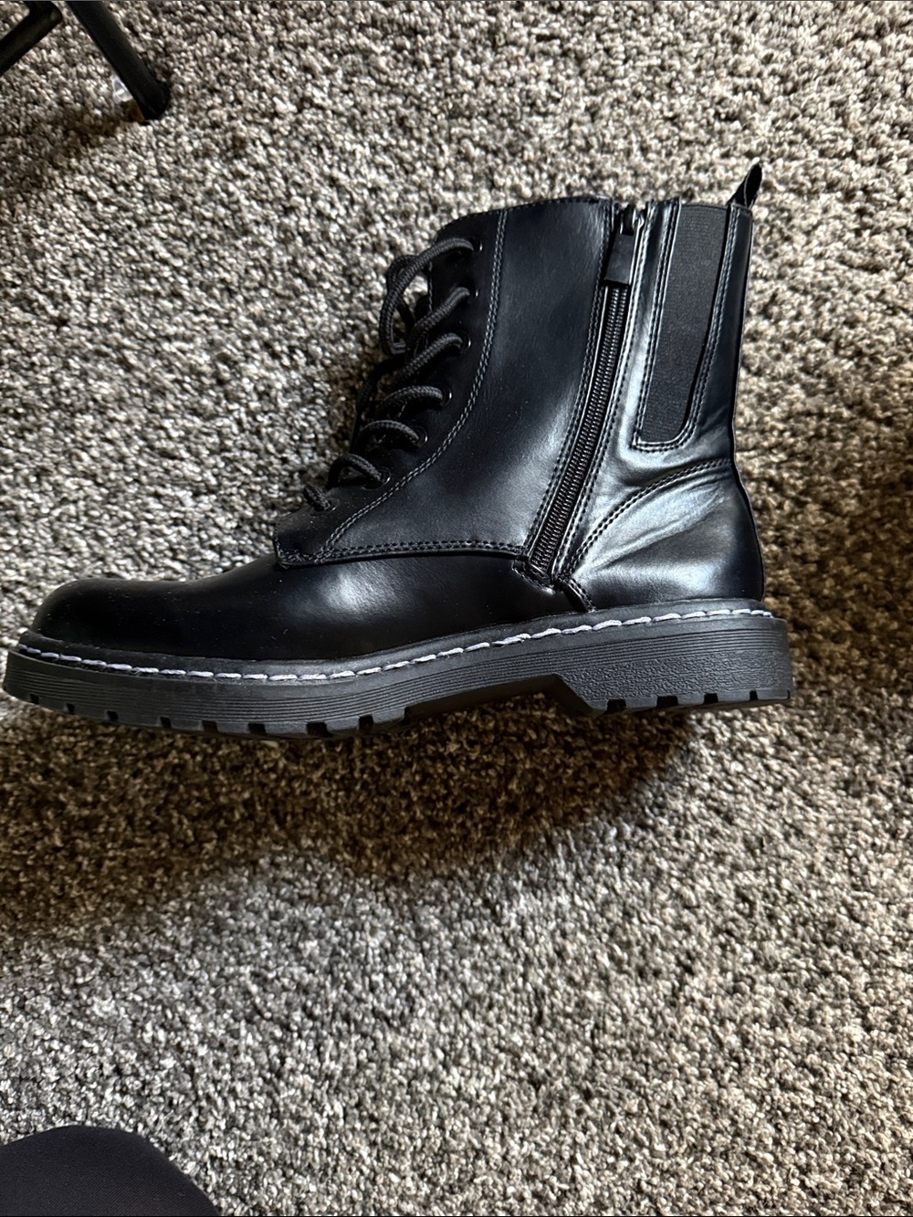 Torrid Stevie Black Lace-Up Combat Boots 9 1/2 wide women’s New no tags - Picture 2 of 3